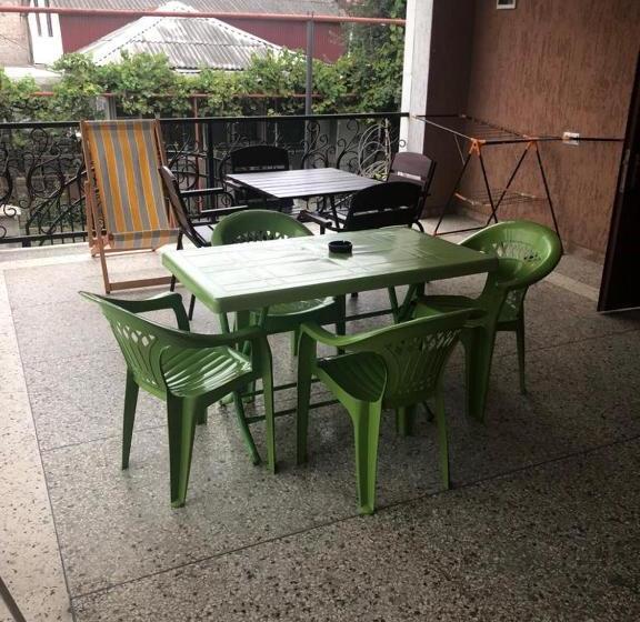 پانسیون Guest House Chexovi 24