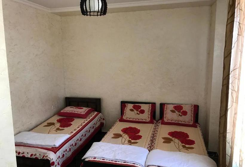 پانسیون Guest House Chexovi 24