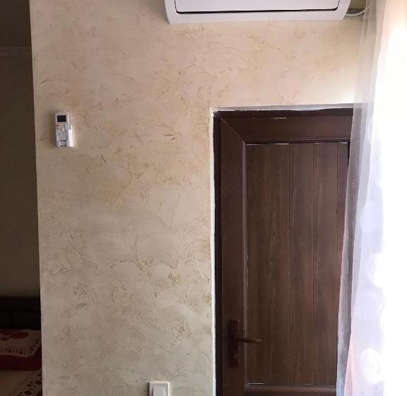 پانسیون Guest House Chexovi 24