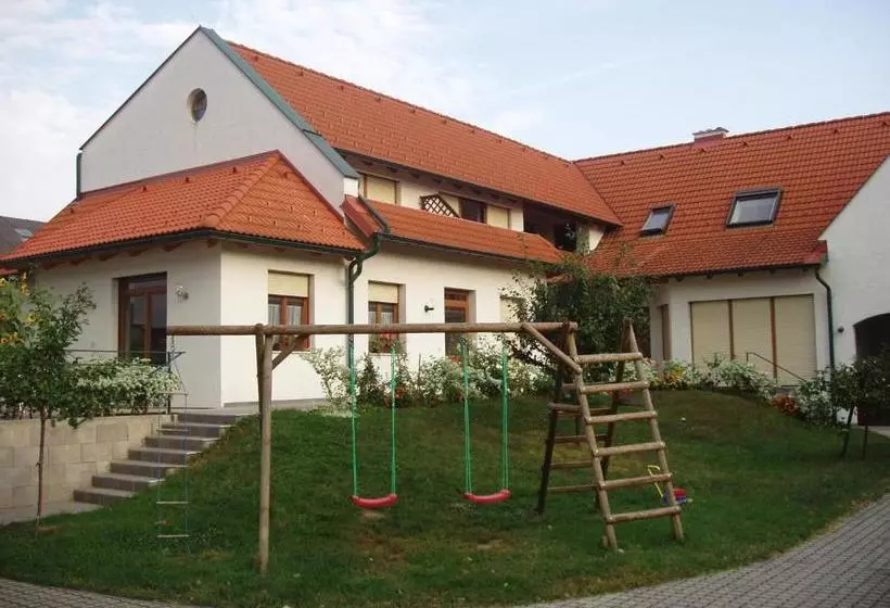 ペンション Gästehaus Strommer