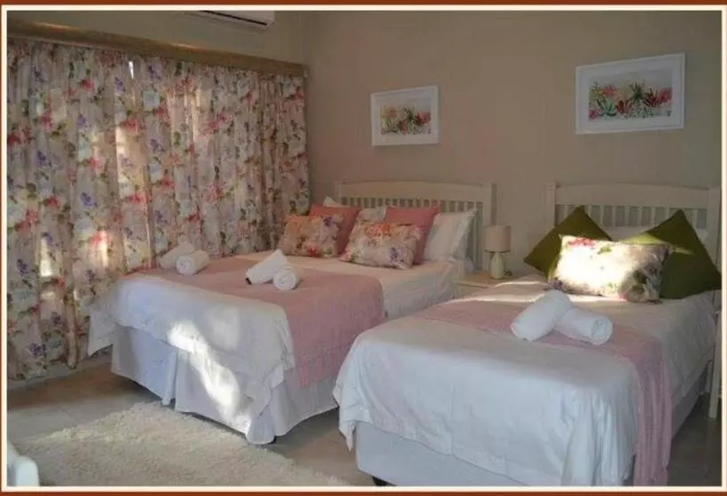 پانسیون Jockinn Guest House