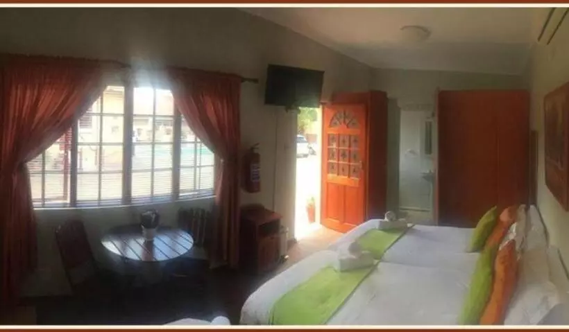 پانسیون Jockinn Guest House