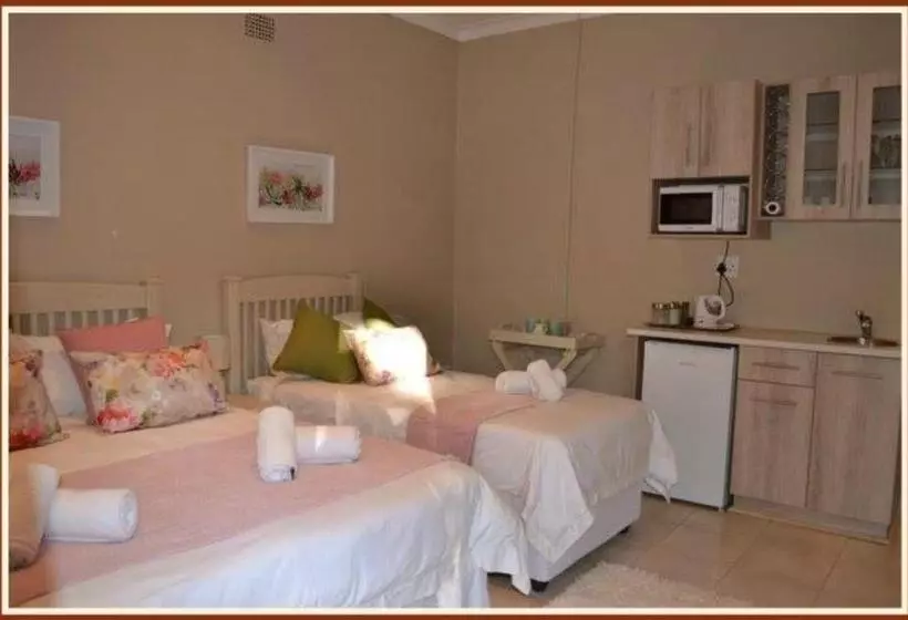 پانسیون Jockinn Guest House