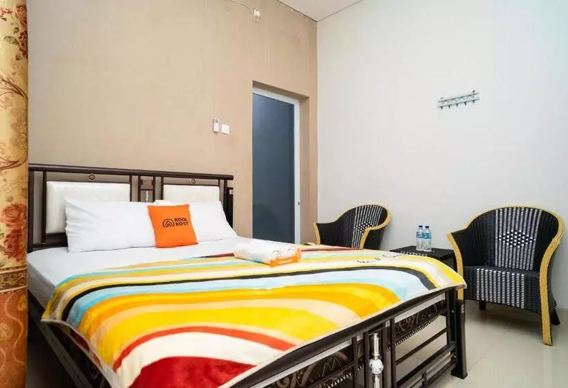 ペンション Koolkost Syariah Near Transmart Tegal