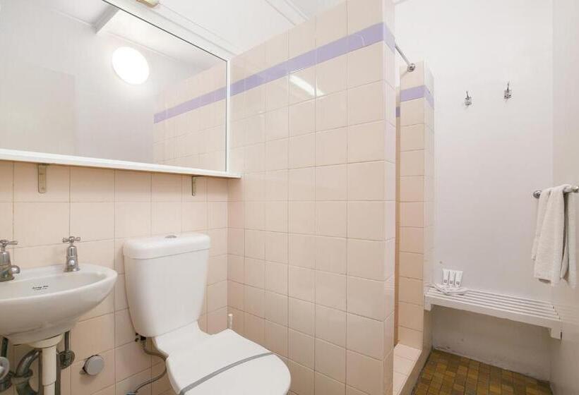 South Gladstone Motel