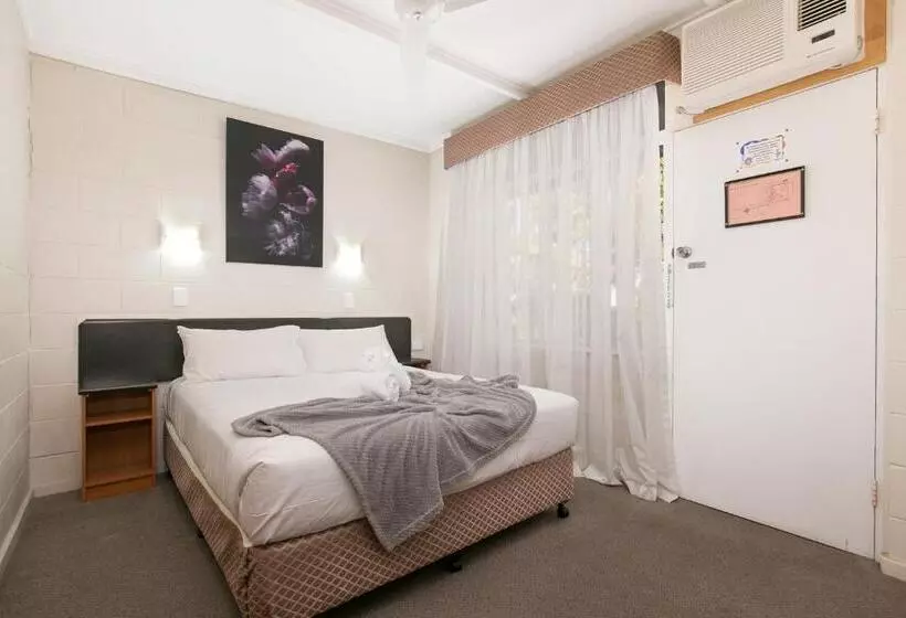 South Gladstone Motel