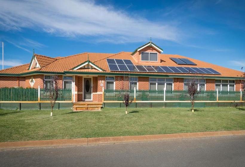 Ascot On Swan Bed & Breakfast