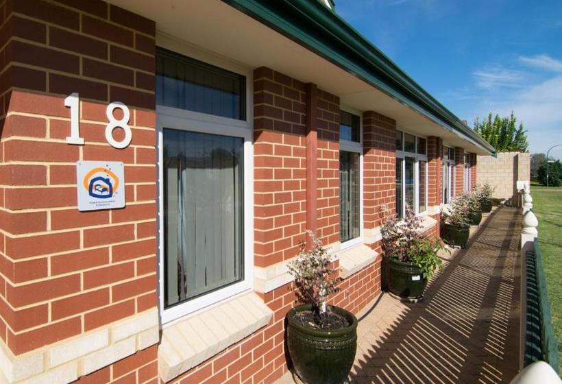 Ascot On Swan Bed & Breakfast