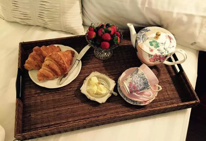 Aamiaismajoitus (B&B) Guest House On Hyde