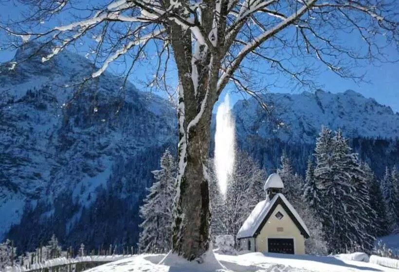 Aamiaismajoitus (B&B) Landhaus Graßmann