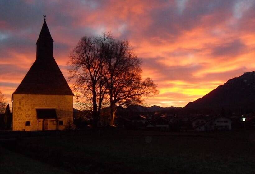 مبيت وإفطار Landhaus Graßmann