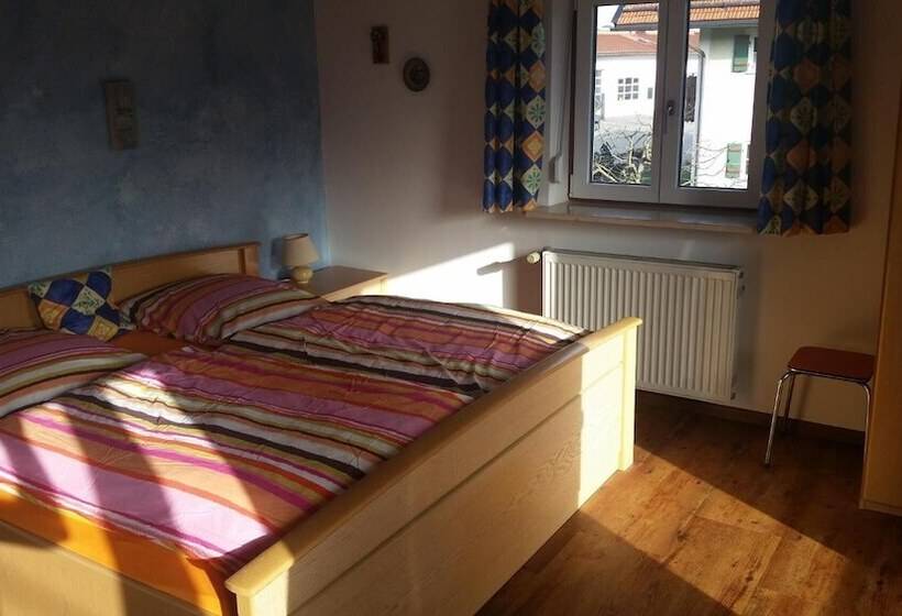 مبيت وإفطار Landhaus Graßmann