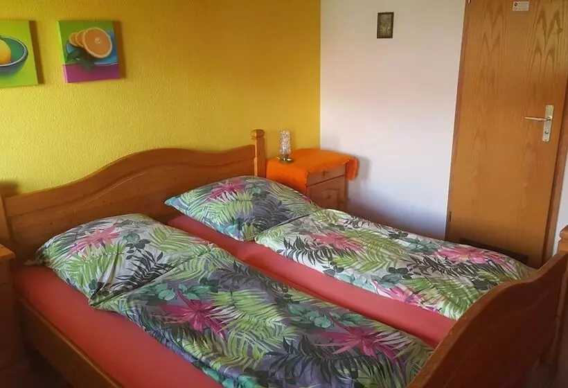 Aamiaismajoitus (B&B) Landhaus Graßmann