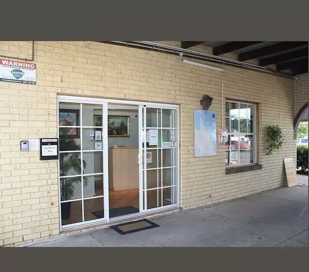 Central Motel Gin Gin