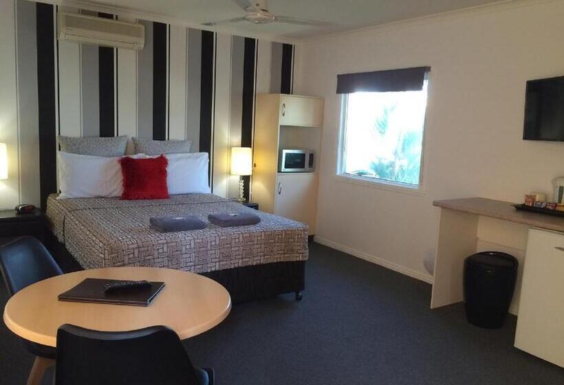 Central Motel Gin Gin