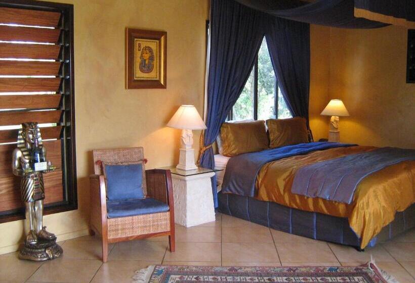 Gumtree On Gillies Bed And Breakfast