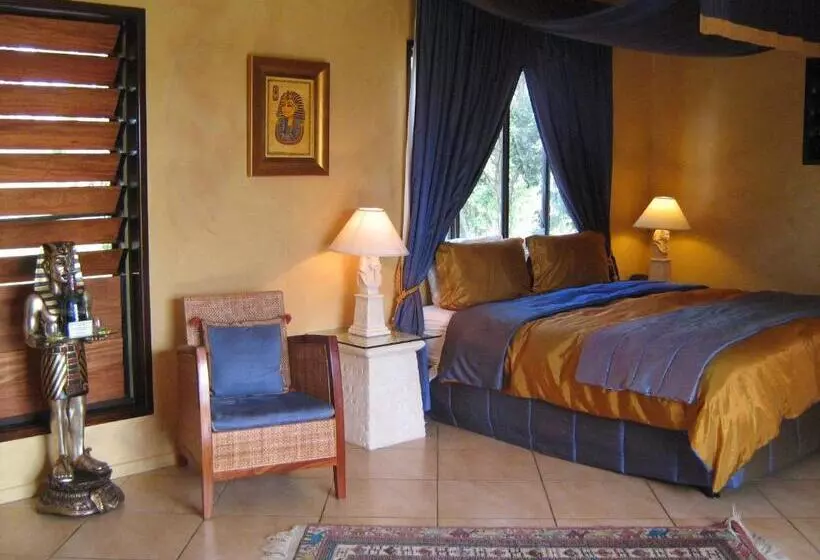 Gumtree On Gillies Bed And Breakfast