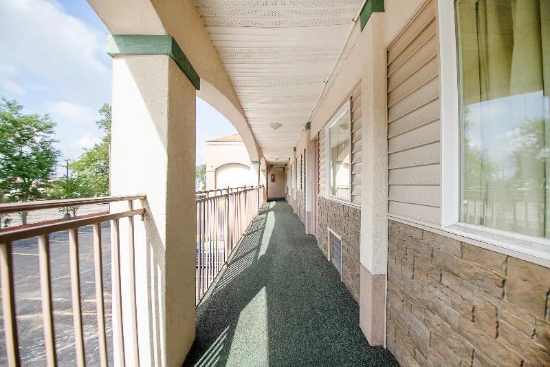 Hotel O Daylight Inn Elkhart I90, In