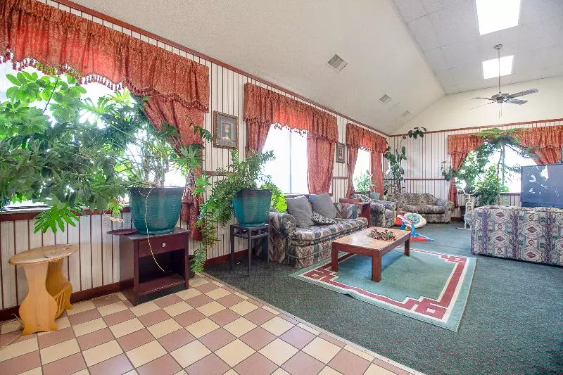 Hotelli O Daylight Inn Elkhart I90, In