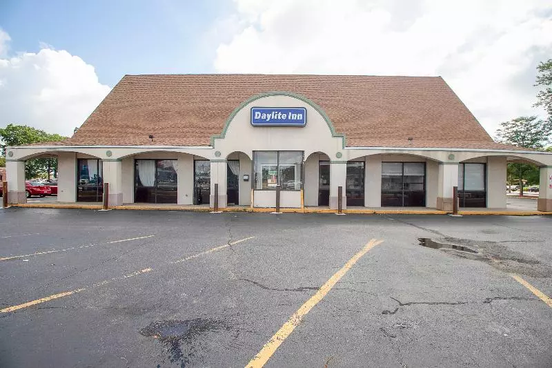 Hotelli O Daylight Inn Elkhart I90, In