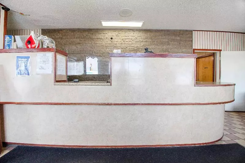 Hotelli O Daylight Inn Elkhart I90, In