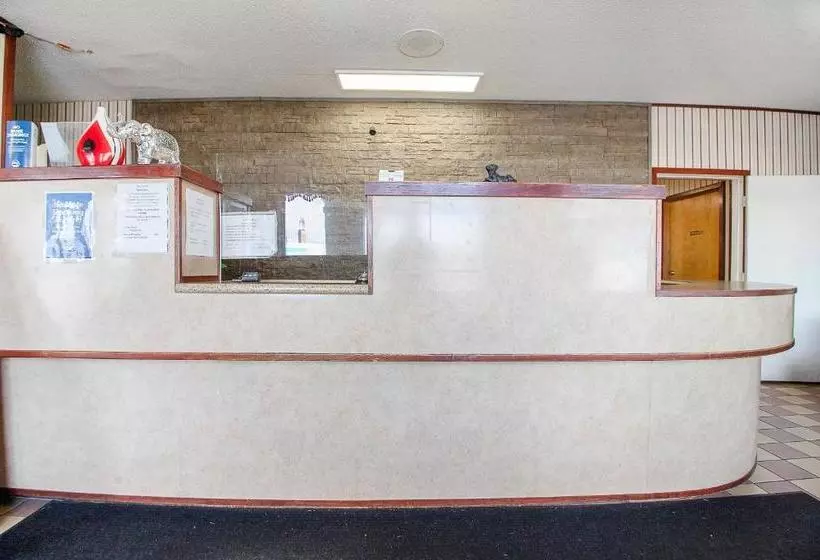 Hotelli O Daylight Inn Elkhart I90, In