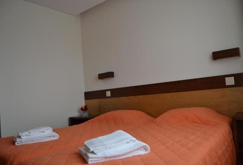 پانسیون Encosta Do Sossego