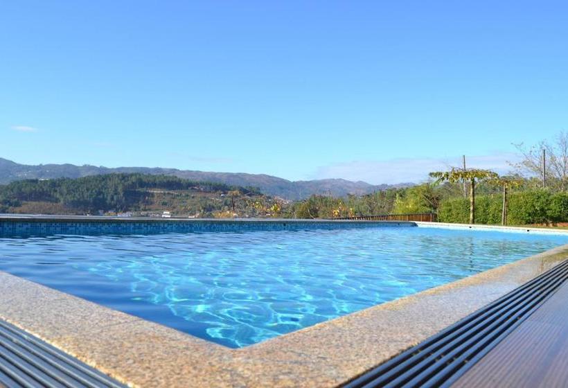 پانسیون Encosta Do Sossego