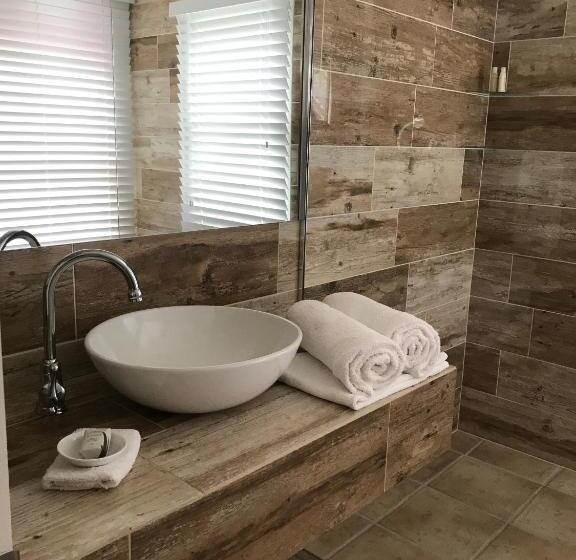 Пансион River Cottage