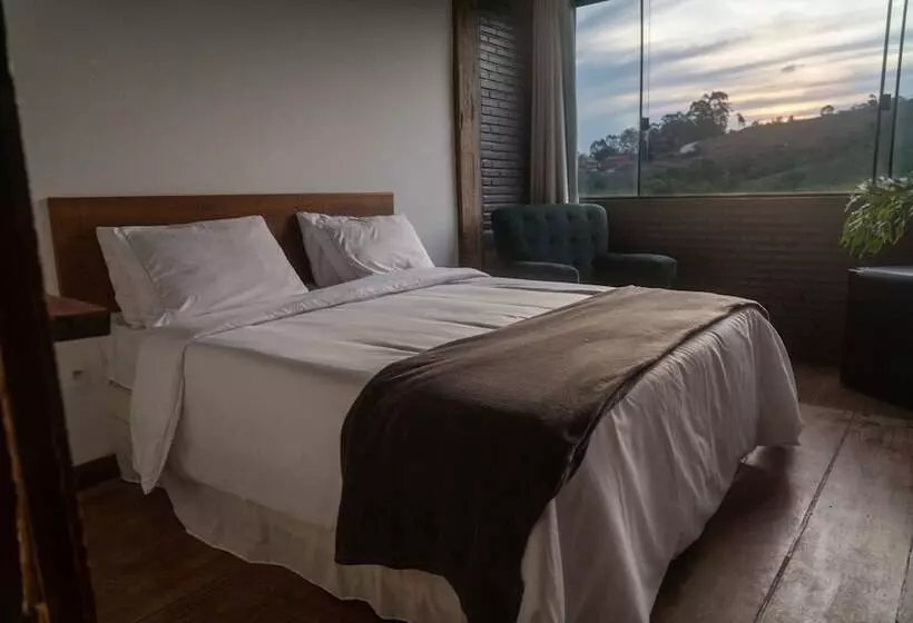 Majatalo Pousada Monttana   By Up