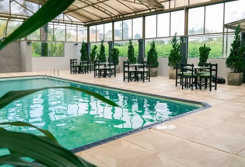 Majatalo Pousada Monttana   By Up