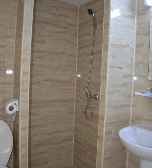 پانسیون Vila Cosmin