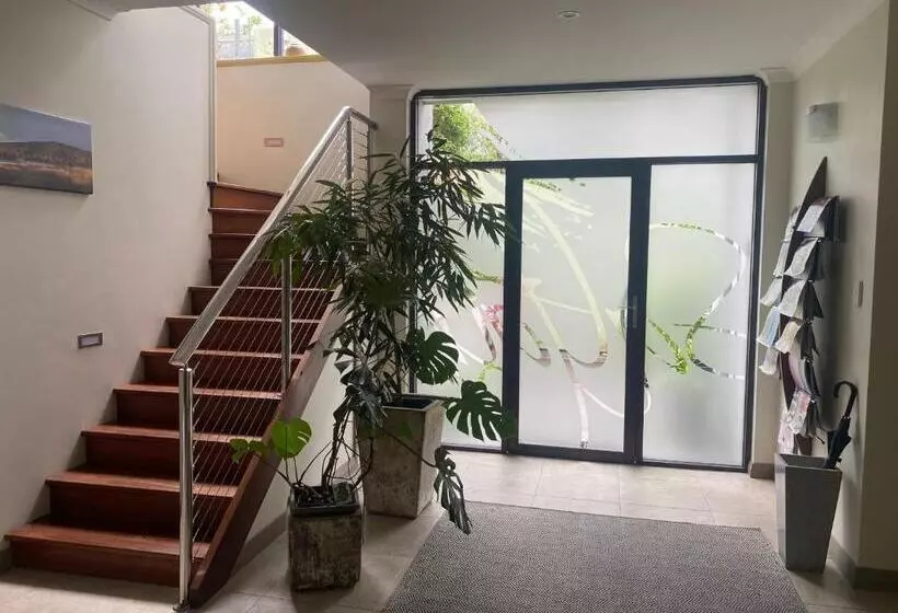 Aamiaismajoitus (B&B) Saltair Luxury Accommodation Adults Only