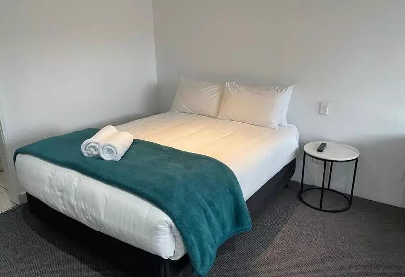 Happy Wanderer Motel Bendigo Children Not Permitted Over 18s Only
