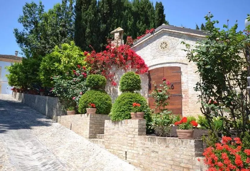هتل Relais Villa Rossi