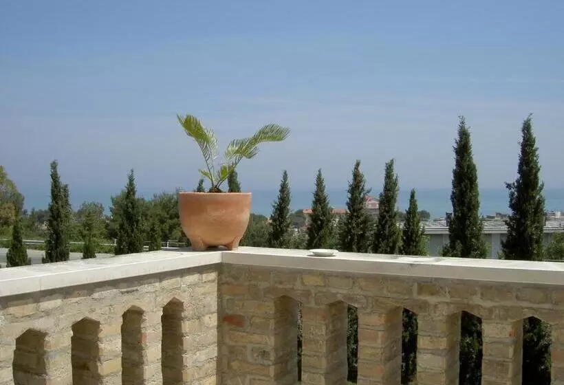 هتل Relais Villa Rossi