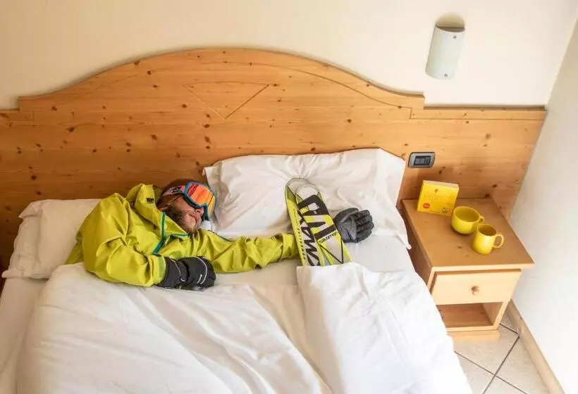 Aamiaismajoitus (B&B) Bresidence Edelweiss