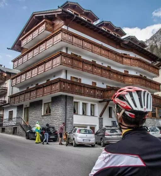 Aamiaismajoitus (B&B) Bresidence Edelweiss