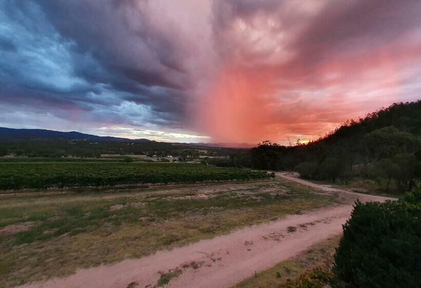 צימר Sancerre Estate