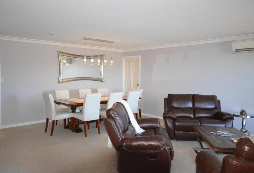 צימר Sancerre Estate