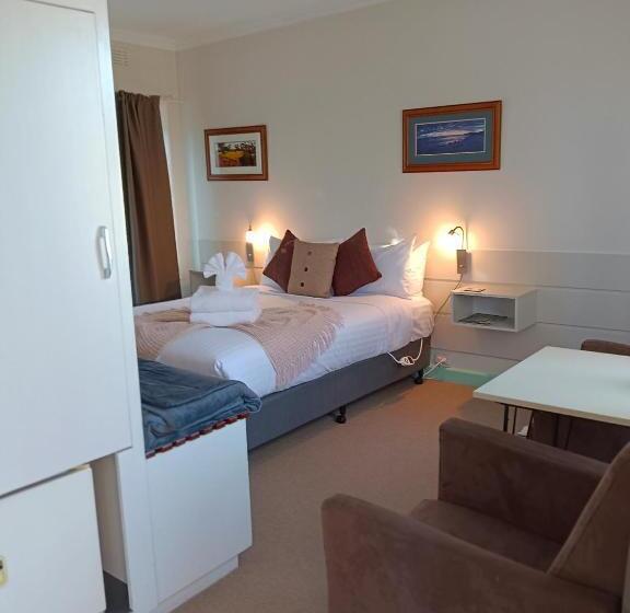 Buffalo Motel And Country Retreat