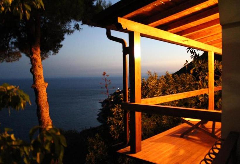 Claro De Lua Circeo B&b