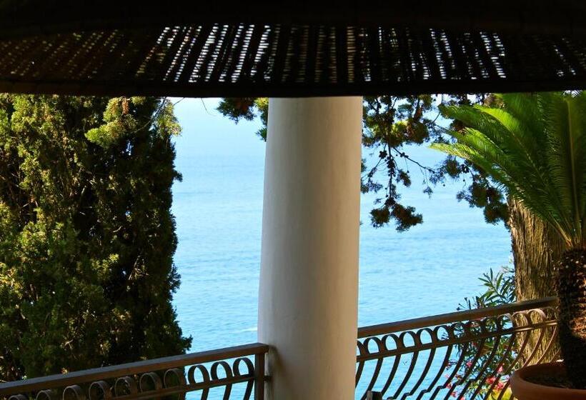 Claro De Lua Circeo B&b