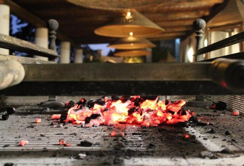 Claro De Lua Circeo B&b