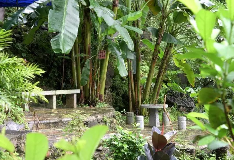 Hotelli Alley Mountain View Garden