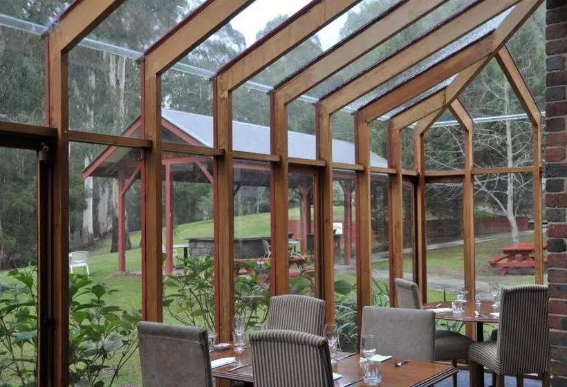 Hotelli Black Spur Inn