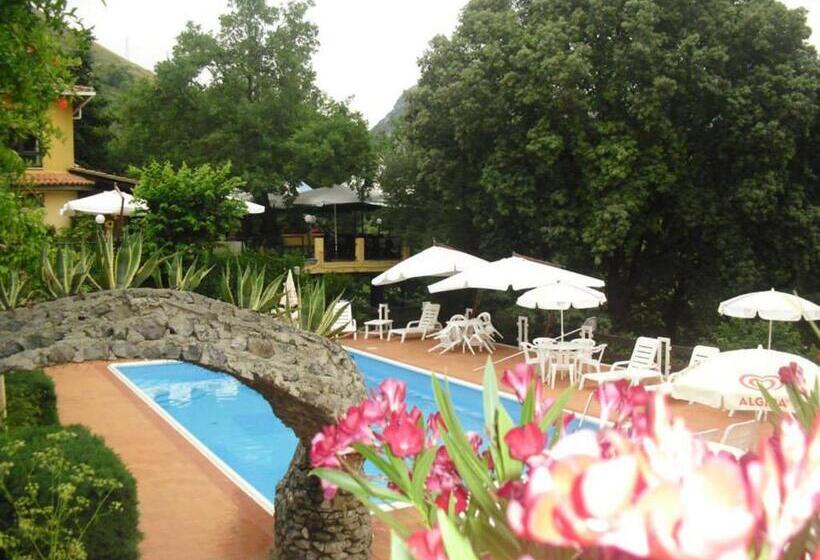 בית מלון כפרי Brutium