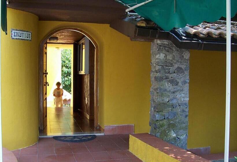 בית מלון כפרי Brutium