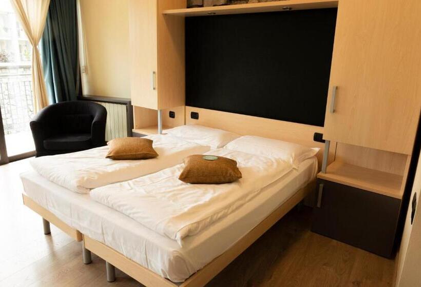 فندق Camping Europa