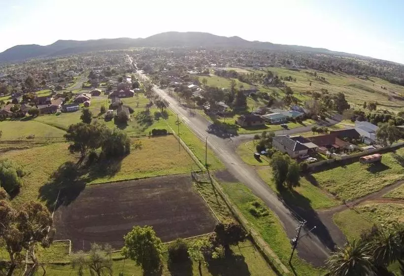 Hotelli Hermitage Hill Country Retreat